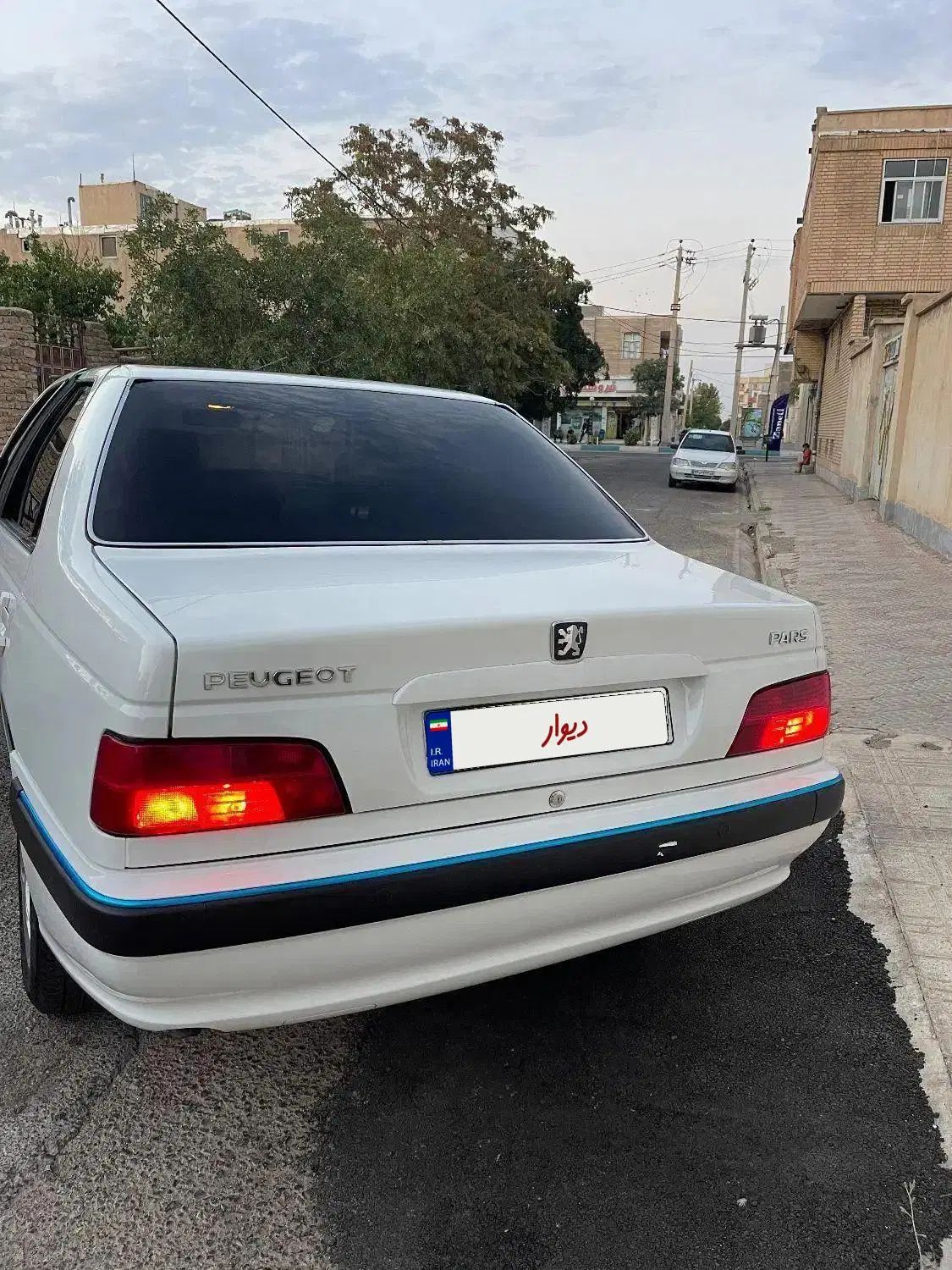 پژو پارس ELX-XU7P سفارشی - 1402