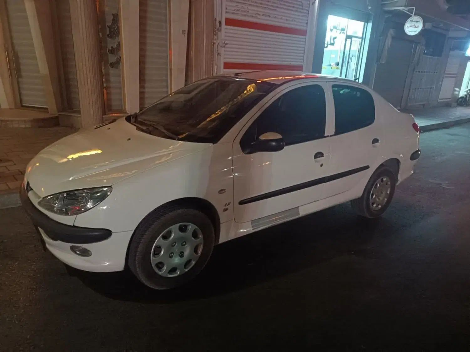 پژو ۲۰۶ صندوق دار v8 - 1396