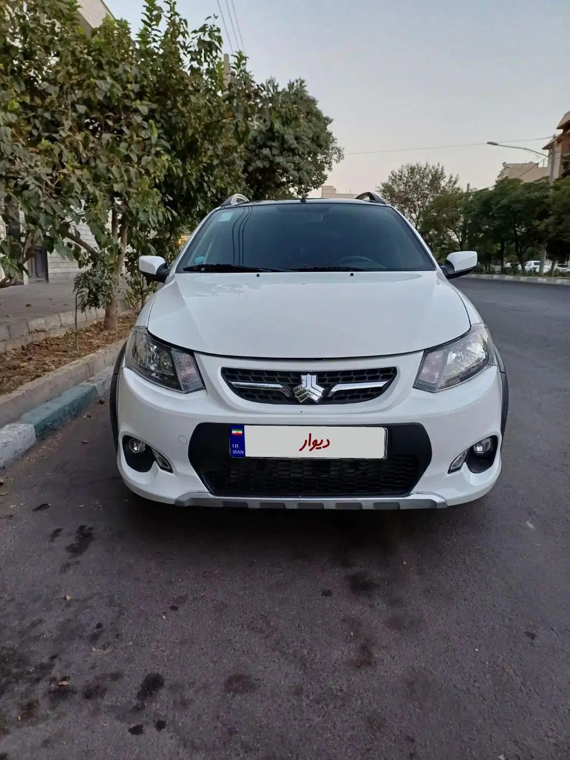 کوییک R دنده‌ای - 1402