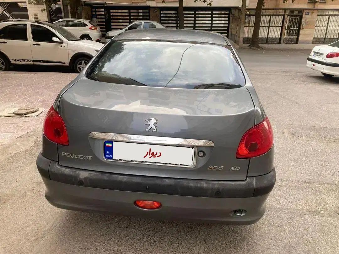 پژو ۲۰۶ صندوق دار v8 - 1394