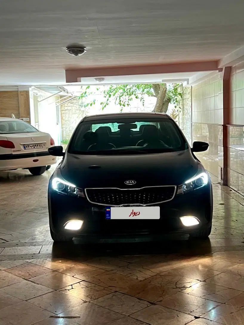 کیا سراتو 2.0 لیتر اتوماتیک GT لاین - 2017