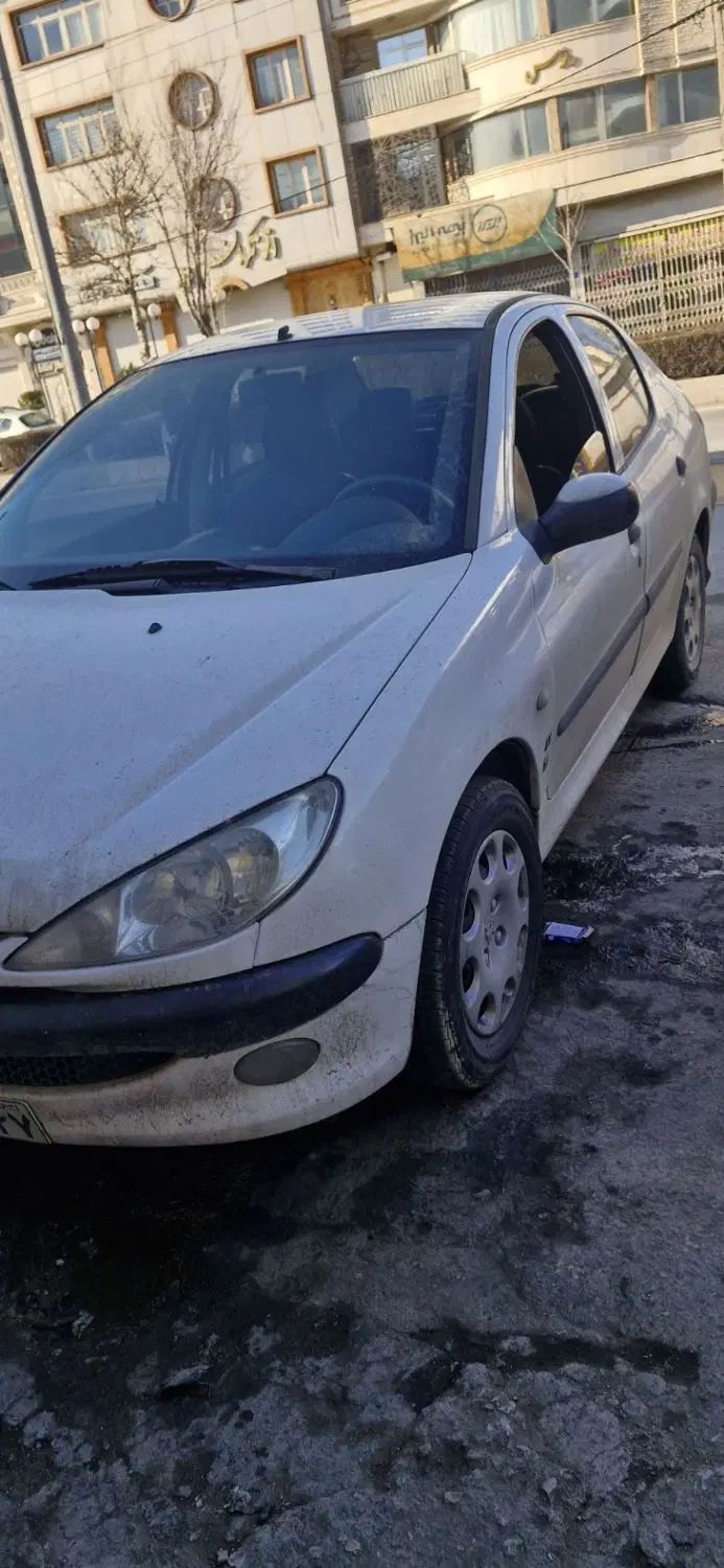 پژو ۲۰۶ صندوق دار v8 - 1393