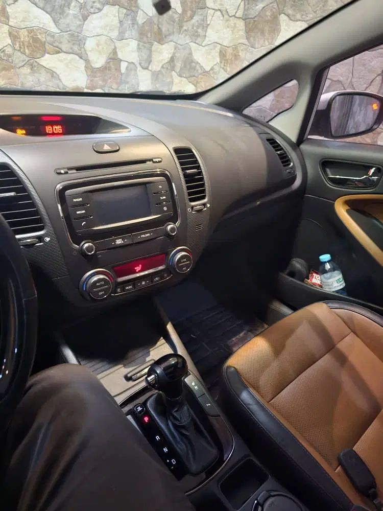 کیا سراتو 2.0 لیتر اتوماتیک GT لاین - 2017