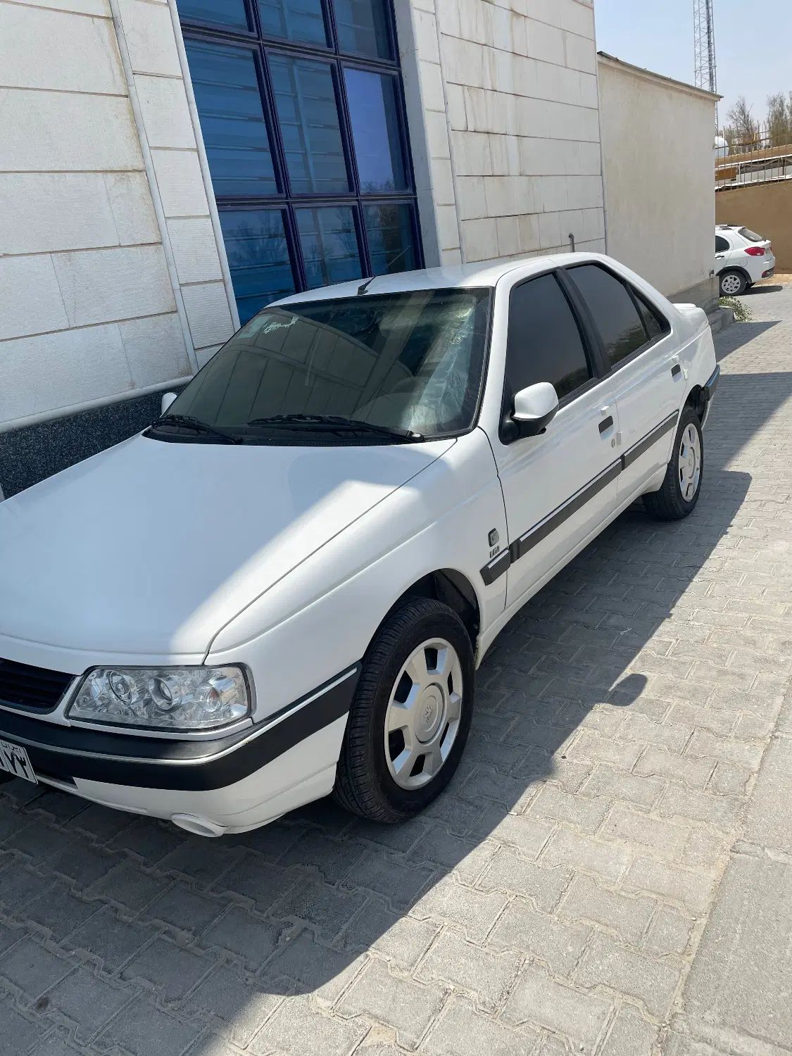 پژو 405 بنزینی GLX - TU5 - 1395