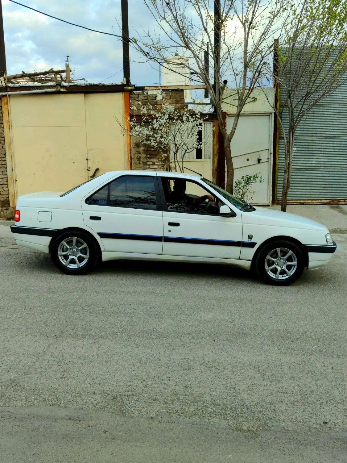 پژو 405 SLX بنزینی TU5 - 1397