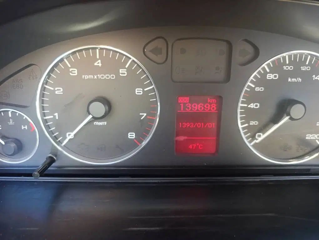 سمند LX XU7 - 1398