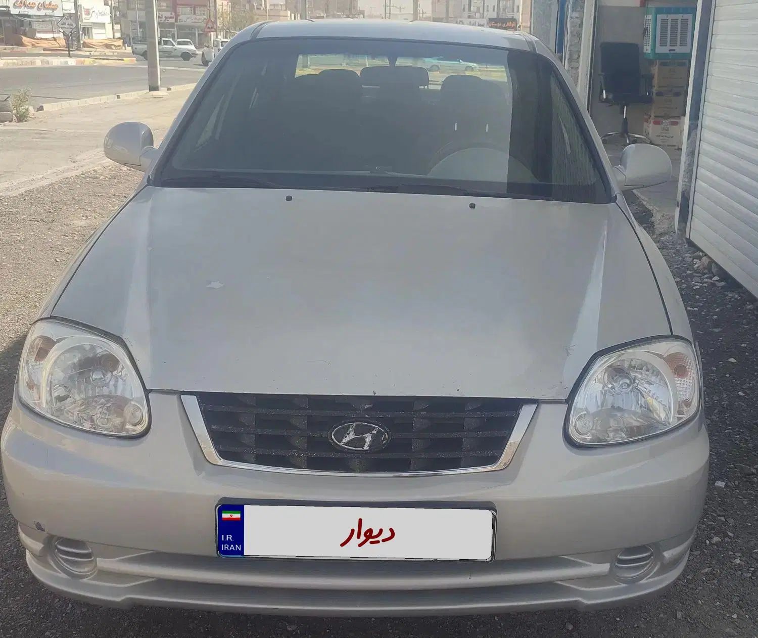 هیوندای ورنا دنده‌ ای - 1384