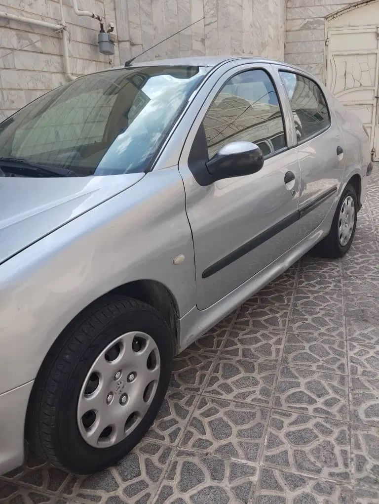 پژو ۲۰۶ صندوق دار v8 - 1386