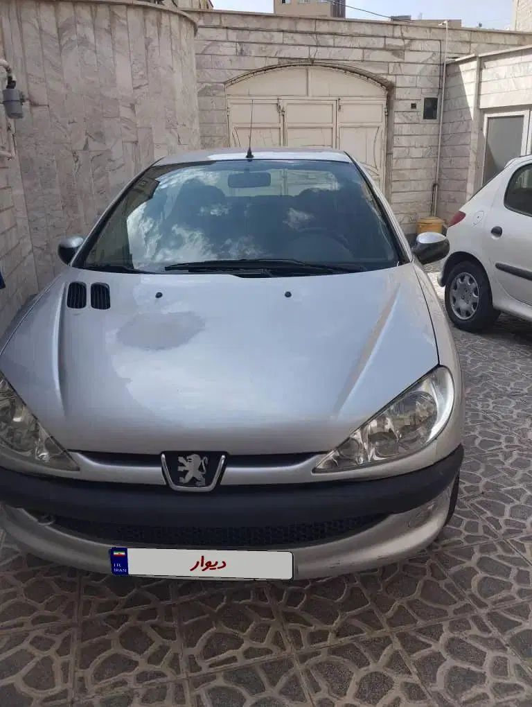 پژو ۲۰۶ صندوق دار v8 - 1386