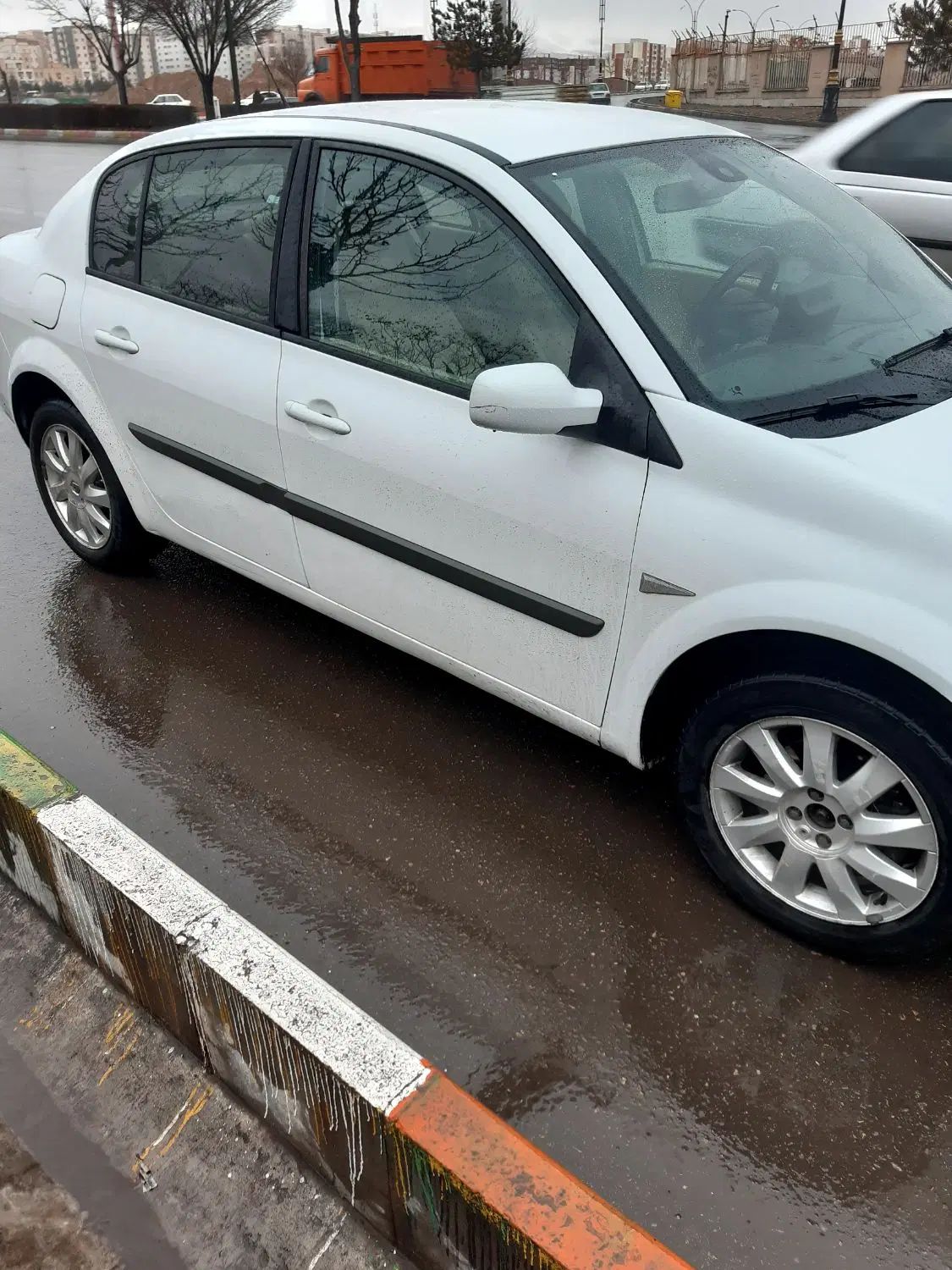 رنو مگان پارس خودرو 2000 - 1389