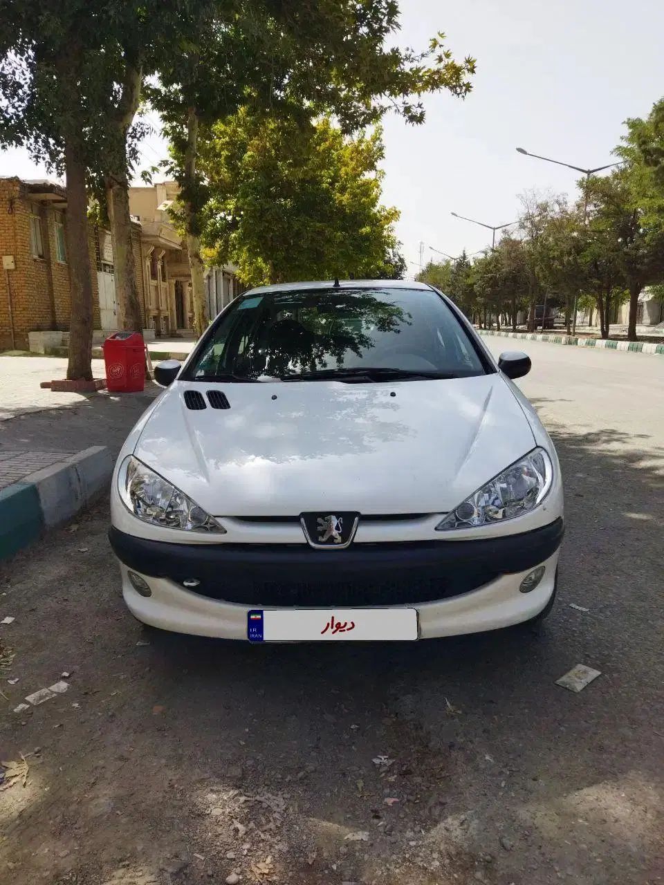 پژو ۲۰۶ صندوق دار v8 - 1397