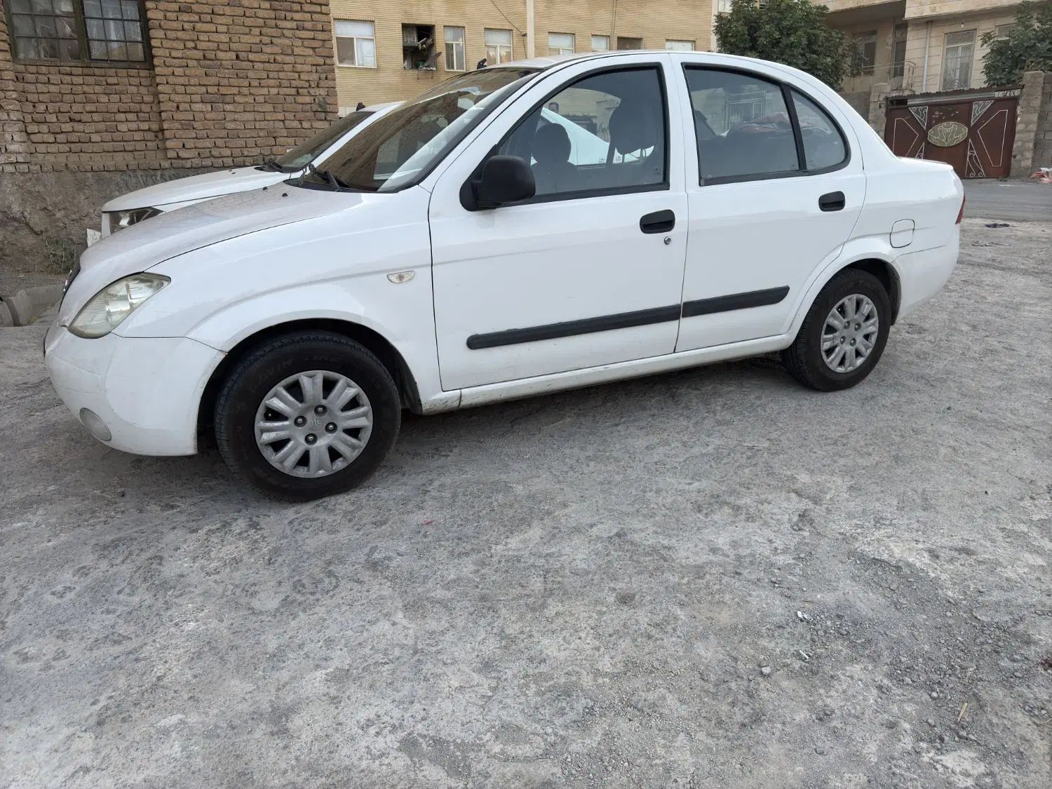 تیبا صندوق دار LX دوگانه سوز - 1389