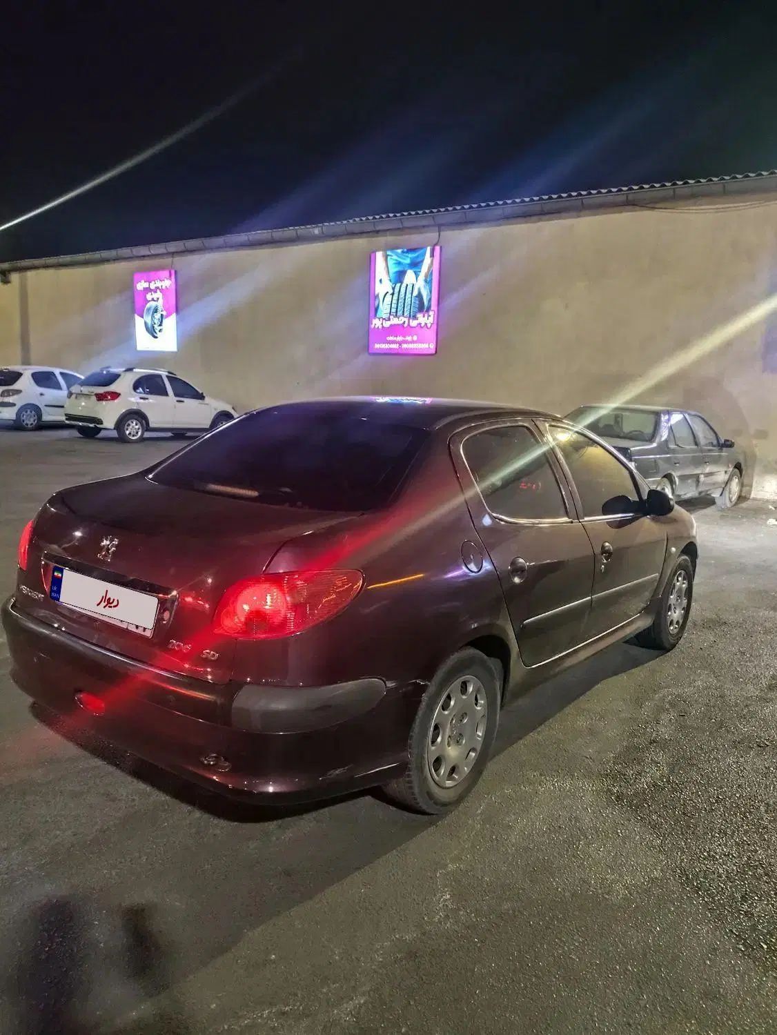 پژو ۲۰۶ صندوق دار v8 - 1393