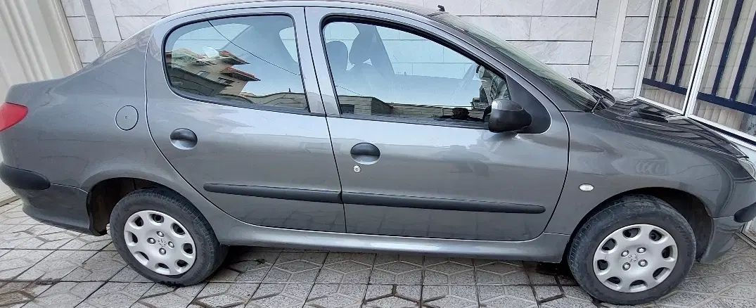 پژو ۲۰۶ صندوق دار v8 - 1394