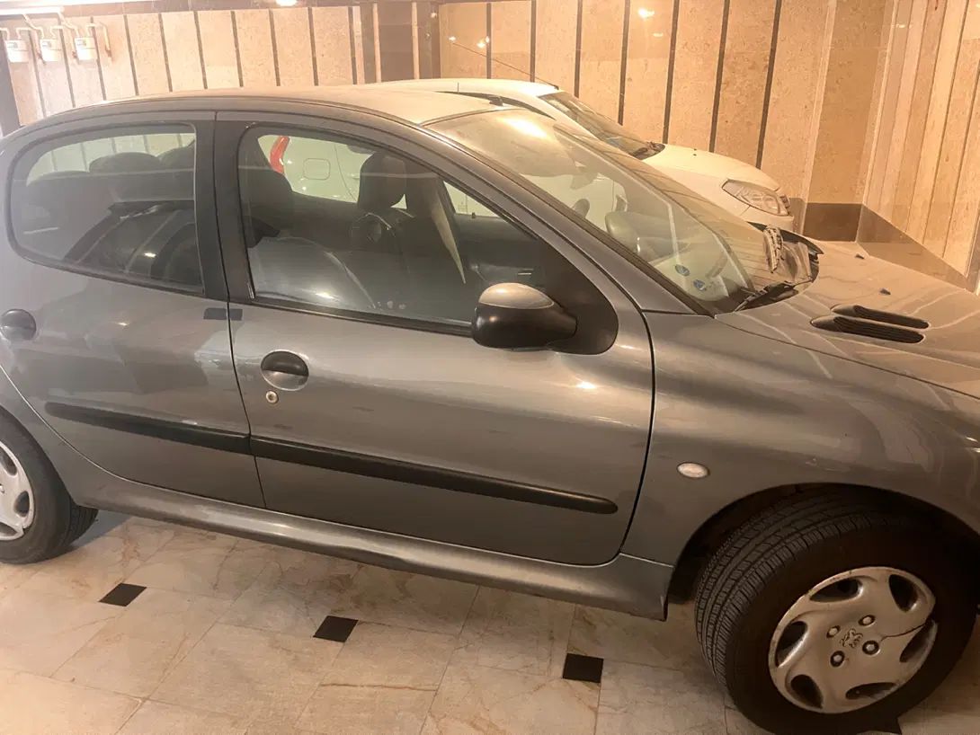 پژو ۲۰۶ صندوق دار v8 - 1386