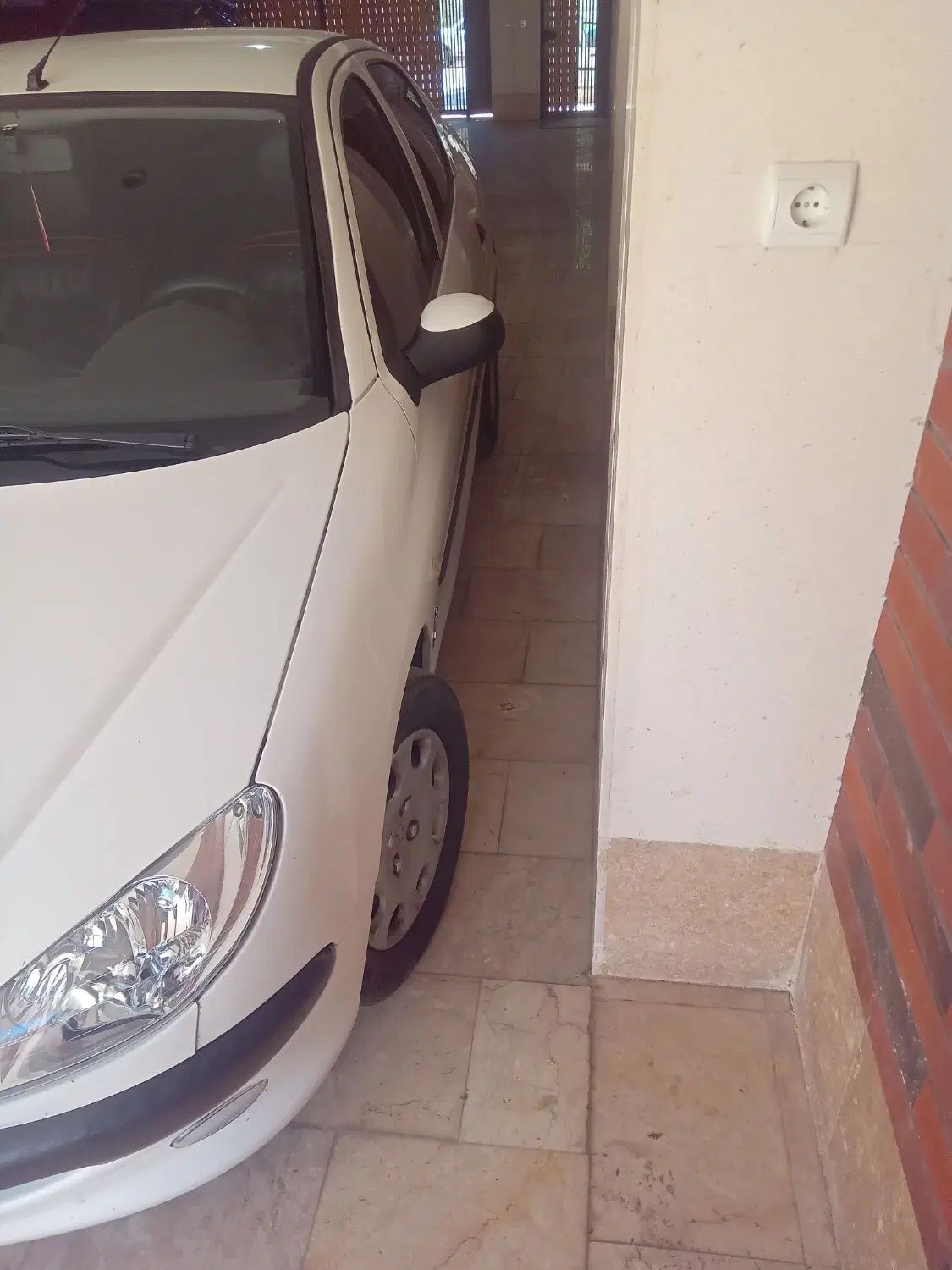 پژو ۲۰۶ صندوق دار v8 - 1395
