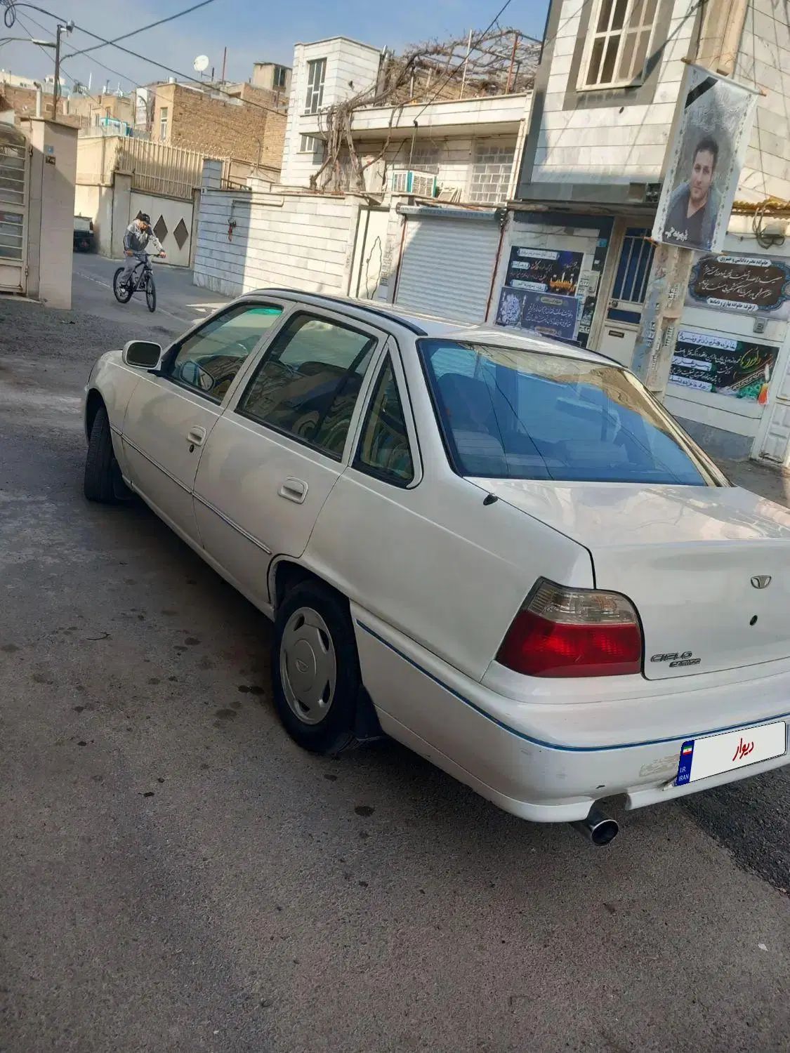 دوو سیلو سدان - 1381