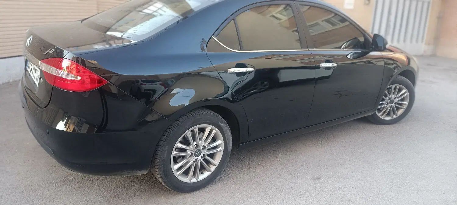 جک J5 اتوماتیک - 1396