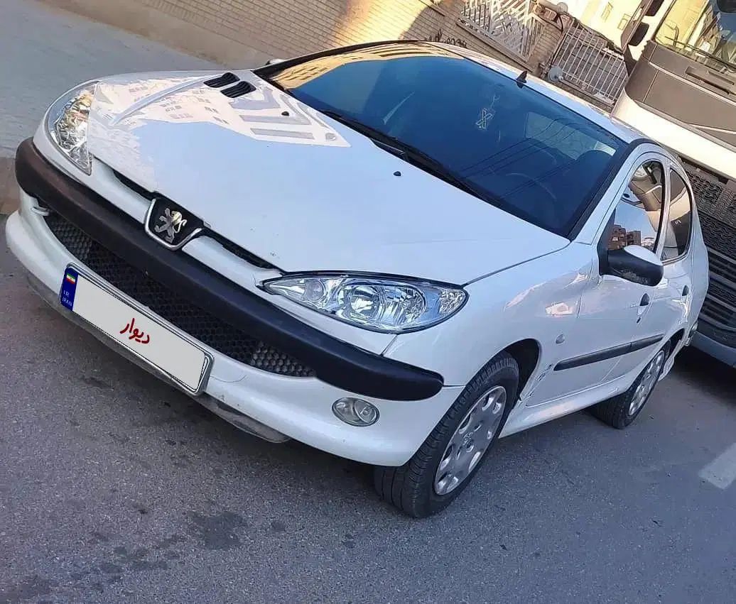 پژو ۲۰۶ صندوق دار v8 - 1392