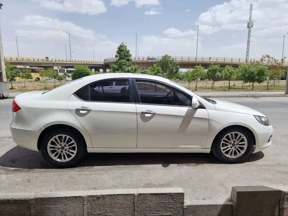 جک J5 اتوماتیک - 1396