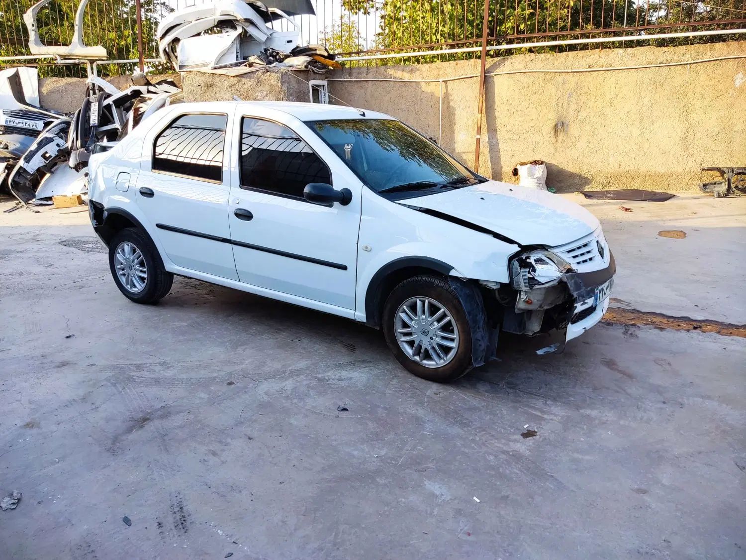 خودرو رنو، تندر 90 آگهی ann_20099360