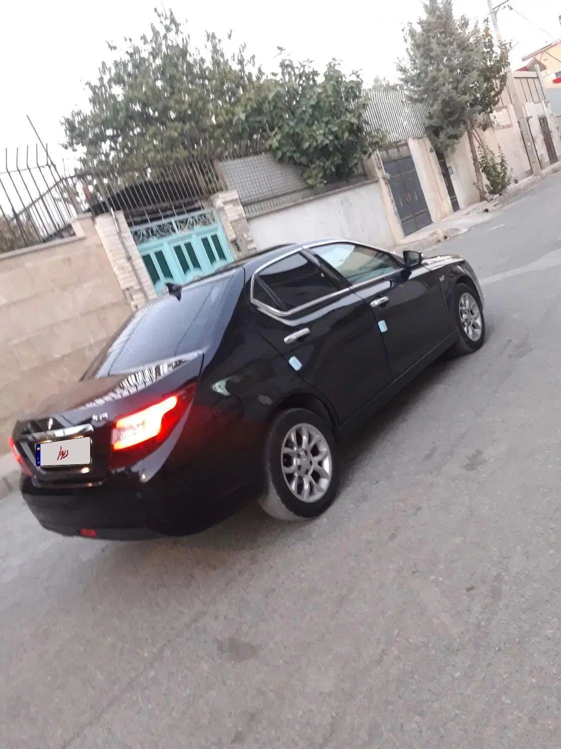 دنا پلاس توربو اتوماتیک - 1401
