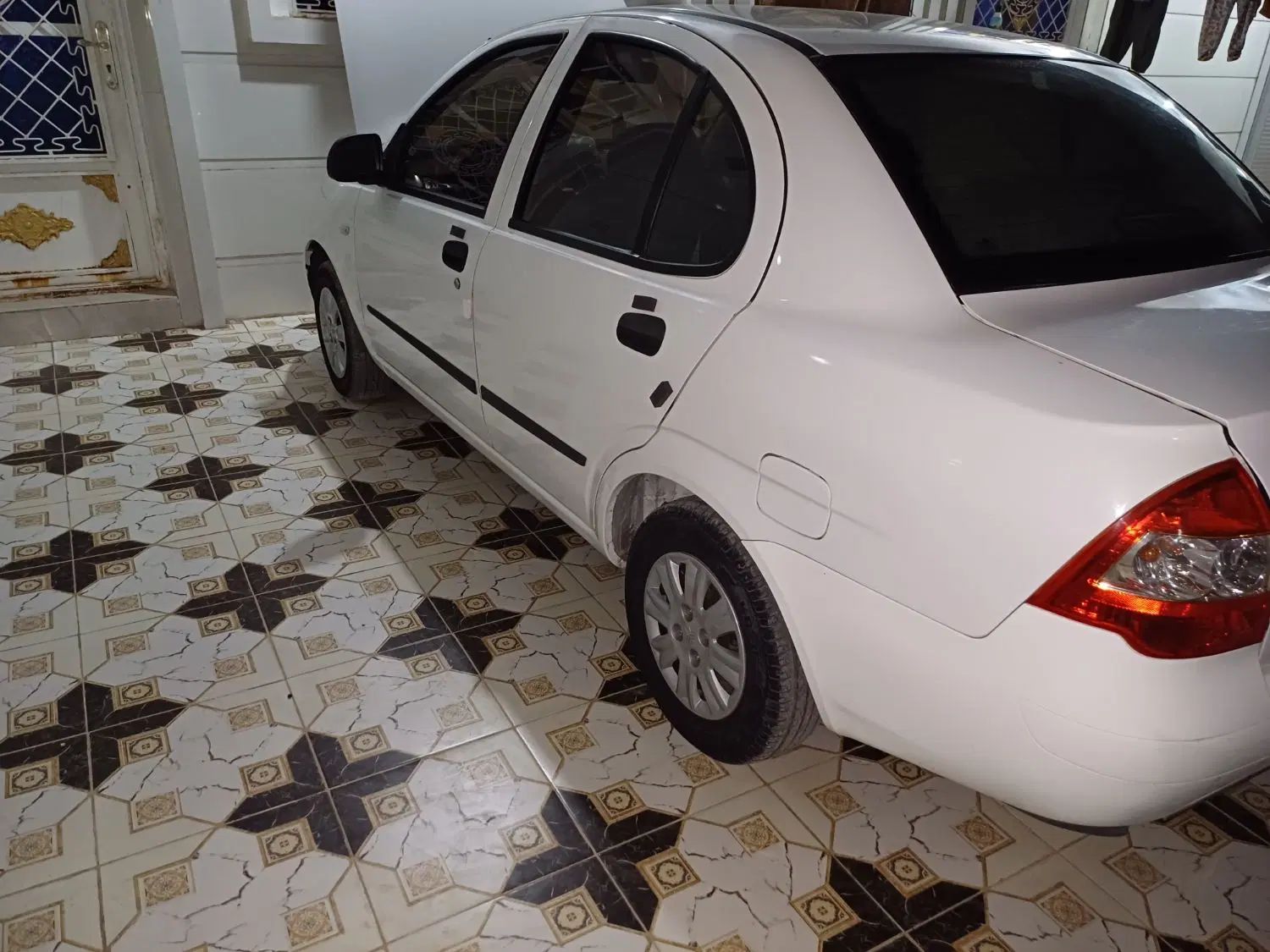 تیبا صندوق دار SX - 1399