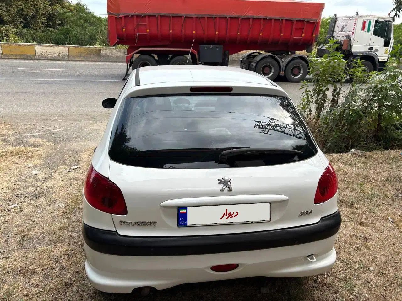 پژو 206 تیپ 5 - 1395