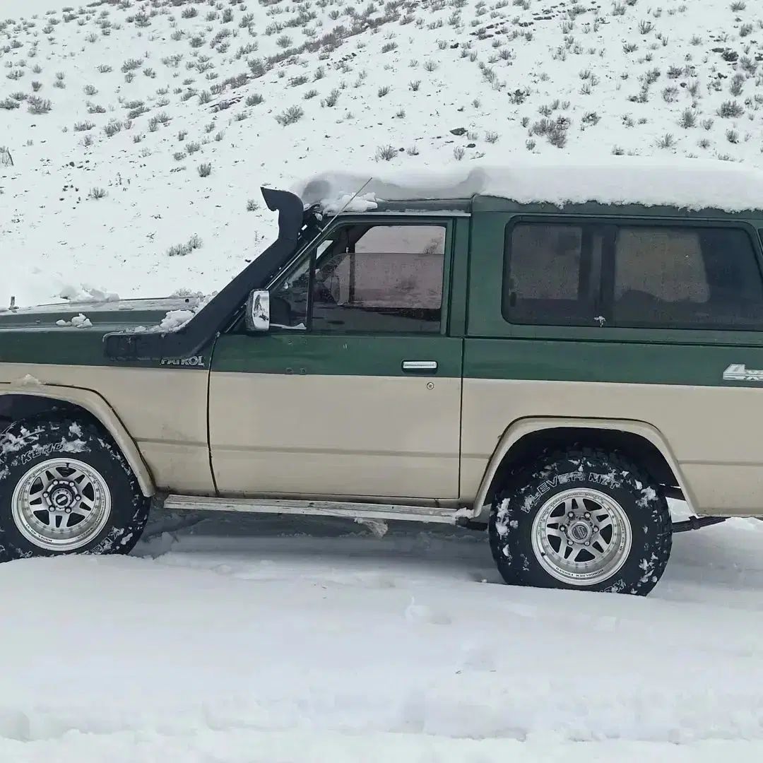 نیسان پاترول دو درب دنده‌ای - 1997