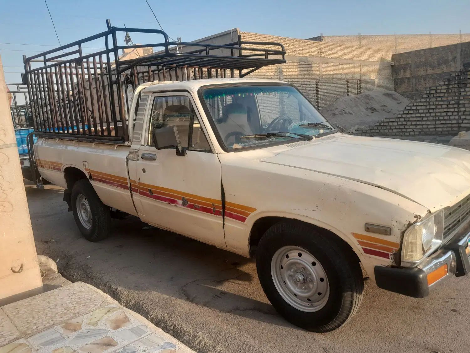 تویوتا کمری XLE - 1402