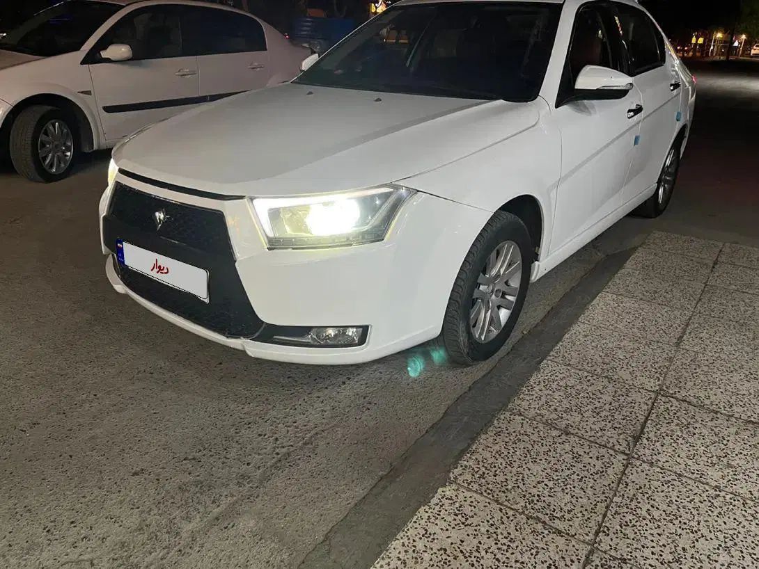دنا پلاس تیپ ۲ سانروف ۴ ایربگ - 1399