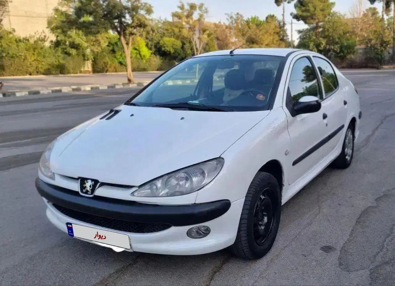 پژو ۲۰۶ صندوق دار v8 - 1390
