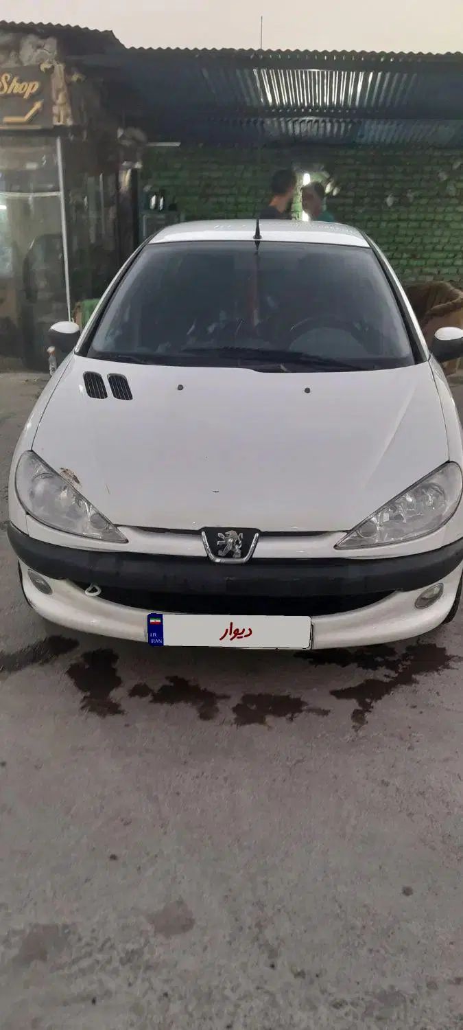 پژو ۲۰۶ صندوق دار v8 - 1394
