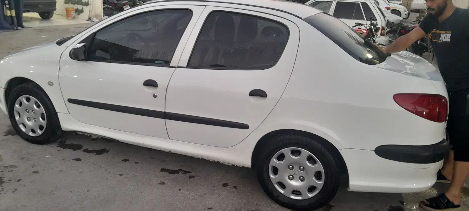 پژو ۲۰۶ صندوق دار v8 - 1394