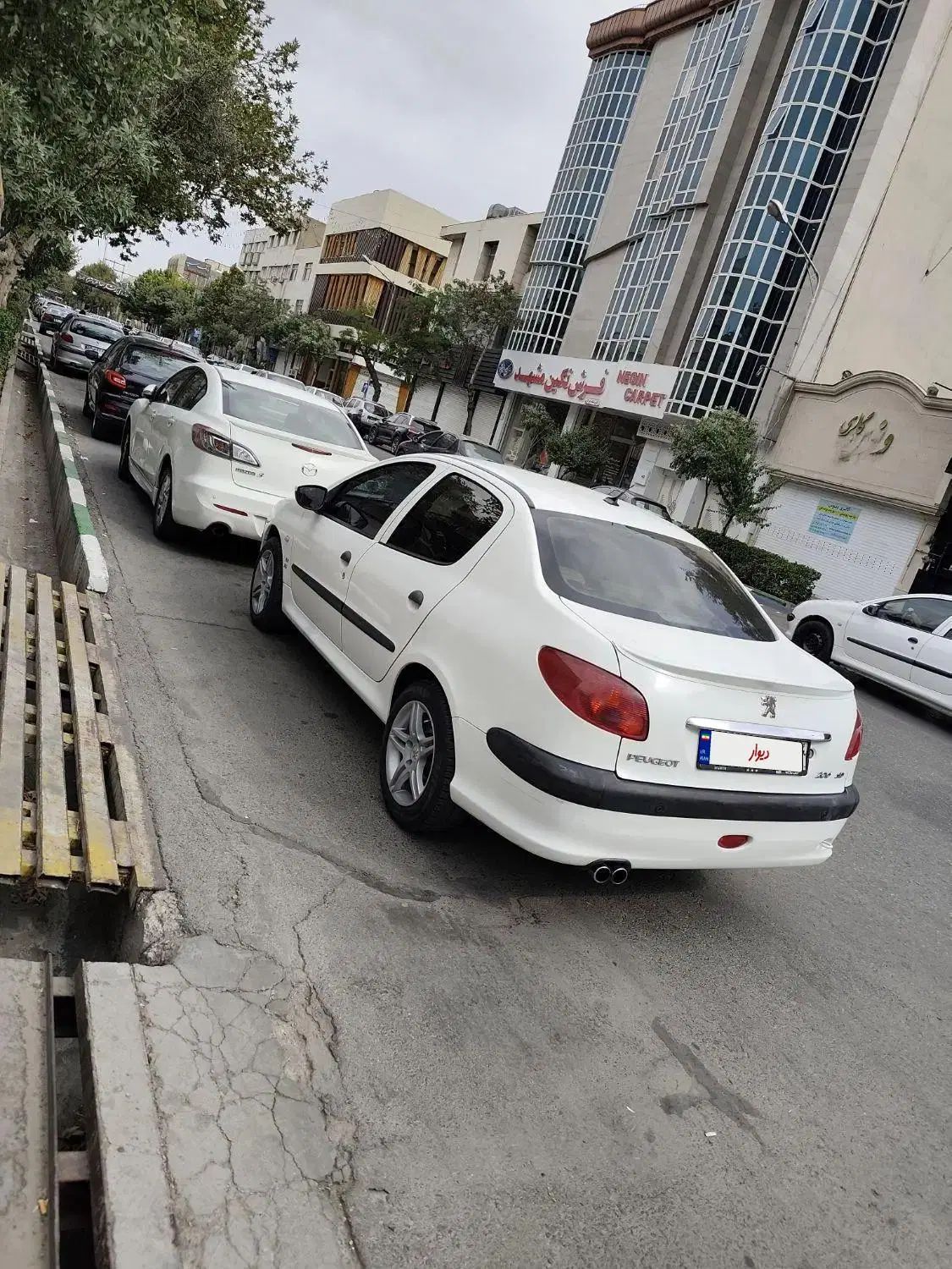 پژو ۲۰۶ صندوق دار v8 - 1397