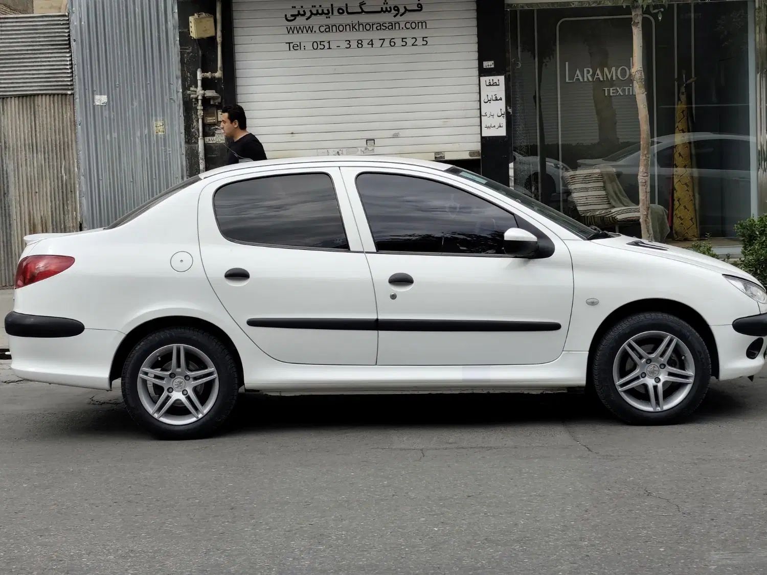 پژو ۲۰۶ صندوق دار v8 - 1397