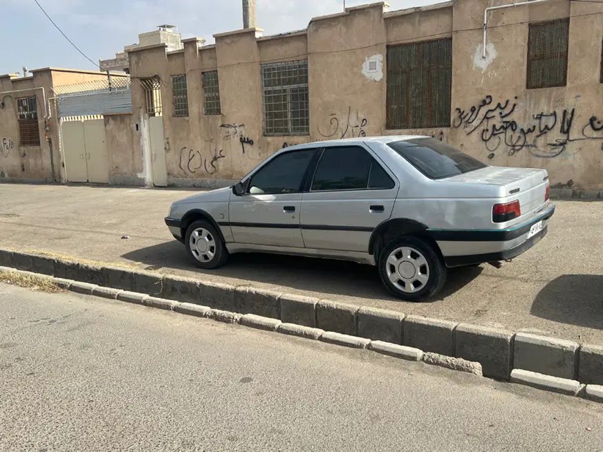 پژو 405 استیشن - 1381