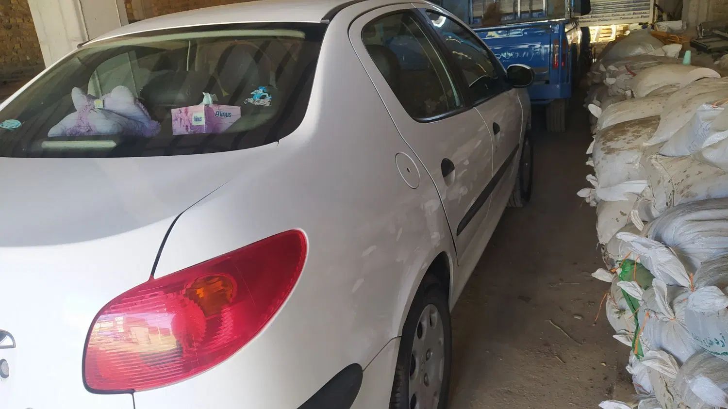 پژو ۲۰۶ صندوق دار v8 - 1390