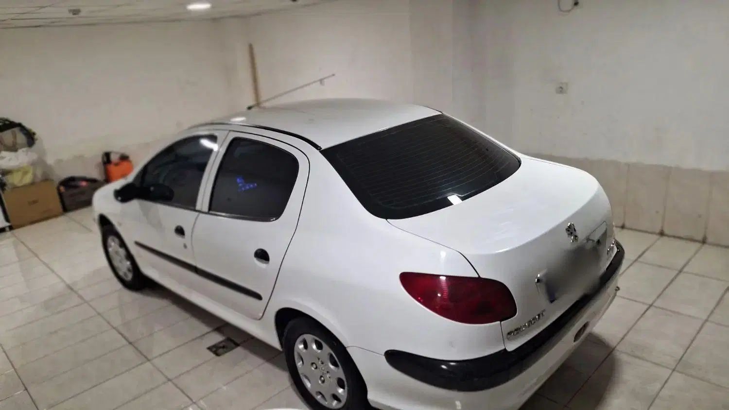 پژو ۲۰۶ صندوق دار v8 - 1389