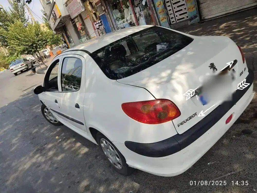 پژو ۲۰۶ صندوق دار v8 - 1392