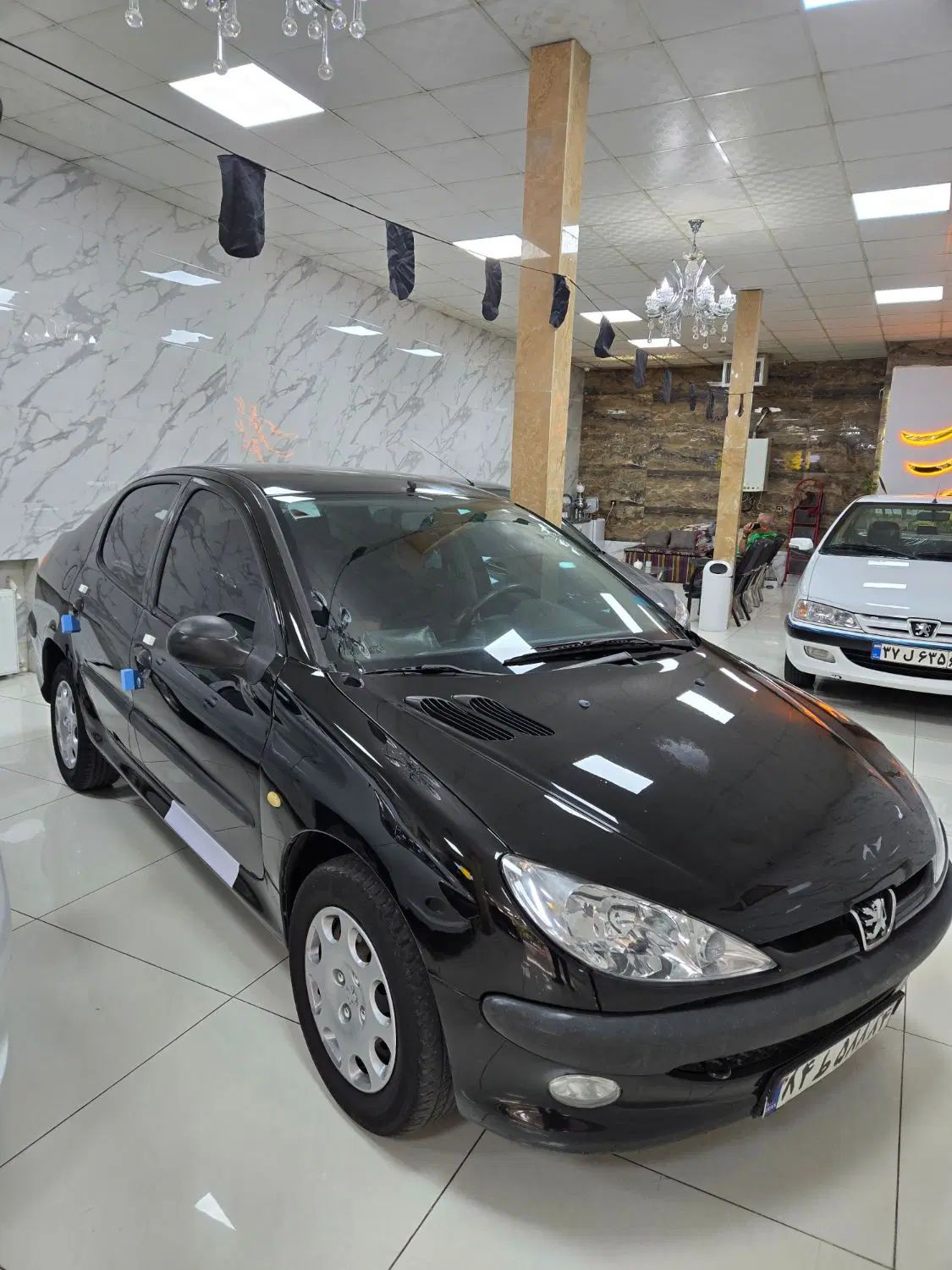 پژو ۲۰۶ صندوق دار v8 - 1393
