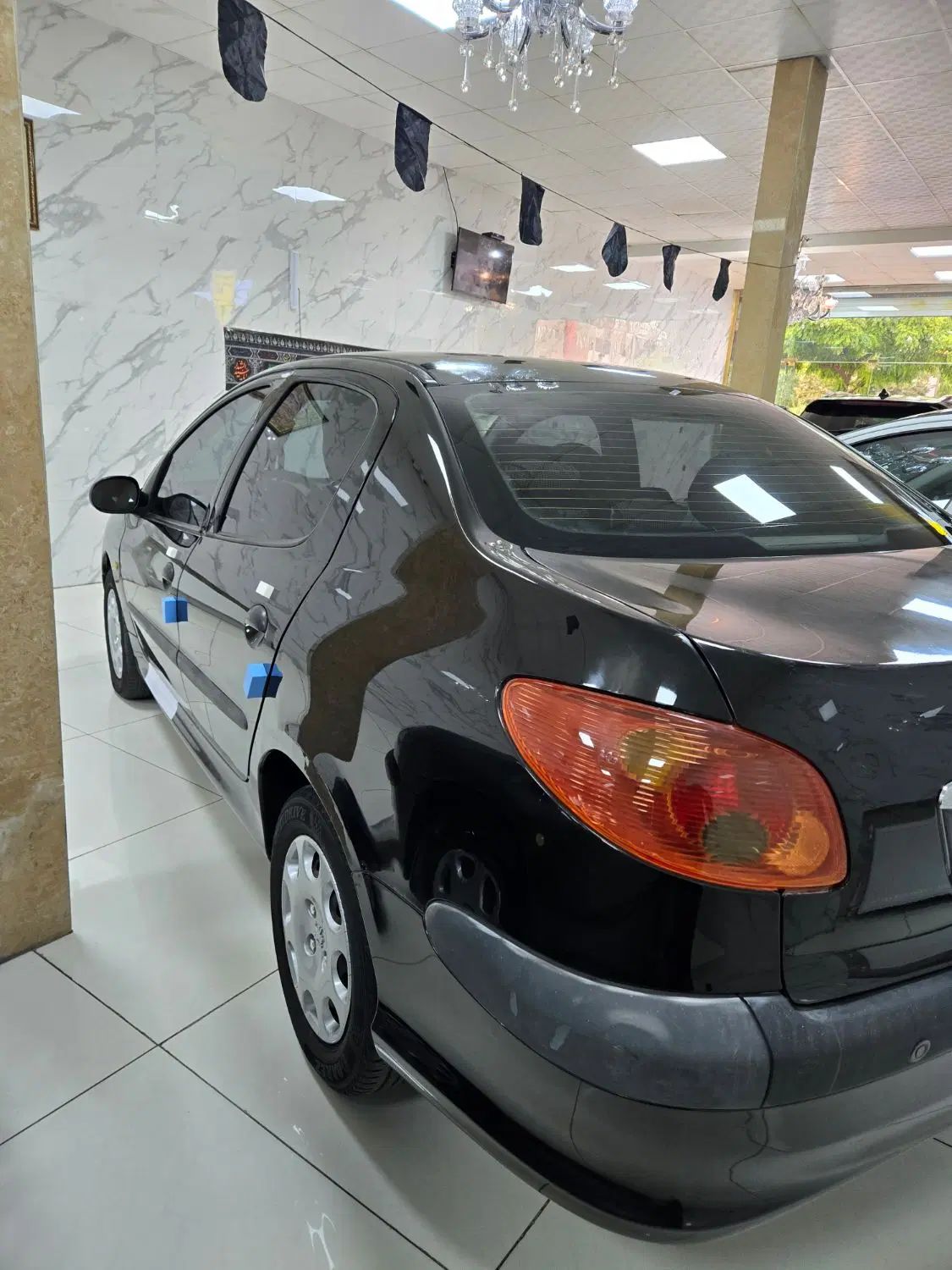 پژو ۲۰۶ صندوق دار v8 - 1393