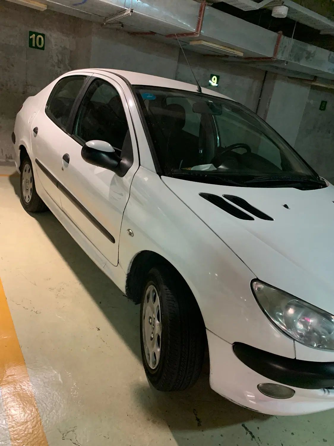 پژو ۲۰۶ صندوق دار v8 - 1390