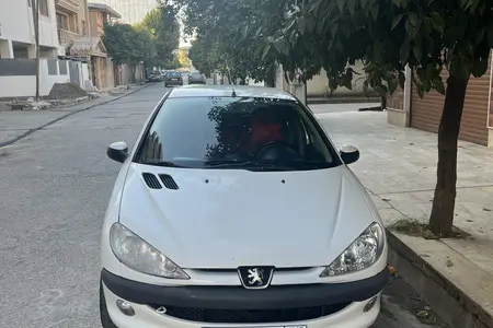 پژو ۲۰۶ صندوق دار v8 - 1392