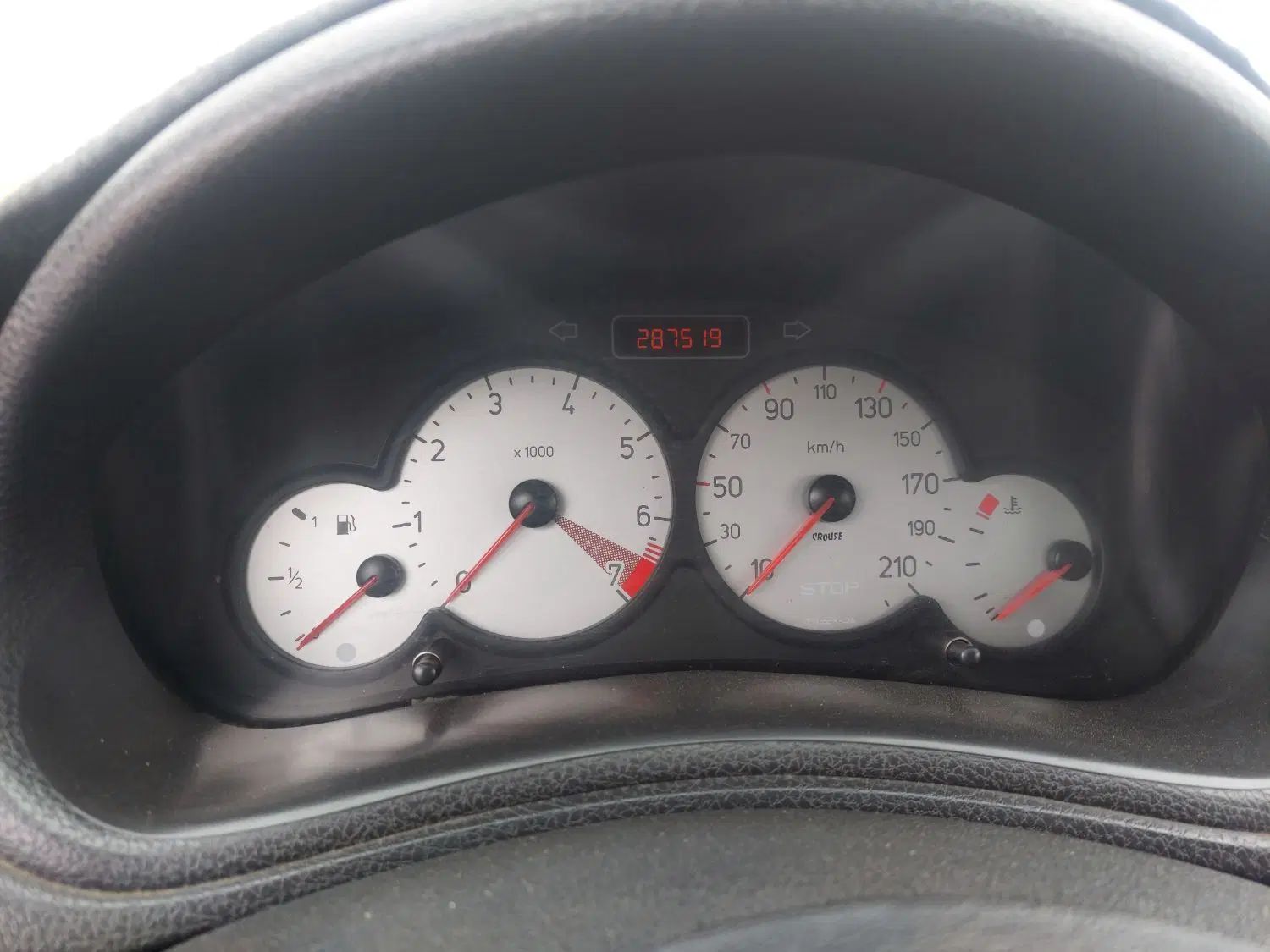پژو ۲۰۶ صندوق دار v8 - 1393