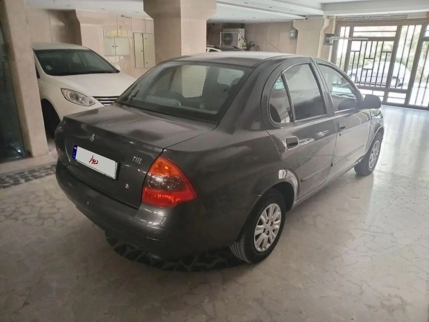 تیبا صندوق دار SX - 1396