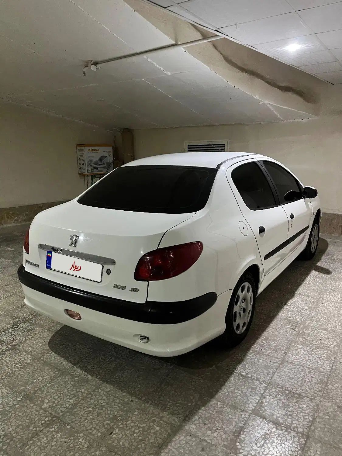 پژو ۲۰۶ صندوق دار v8 - 1390