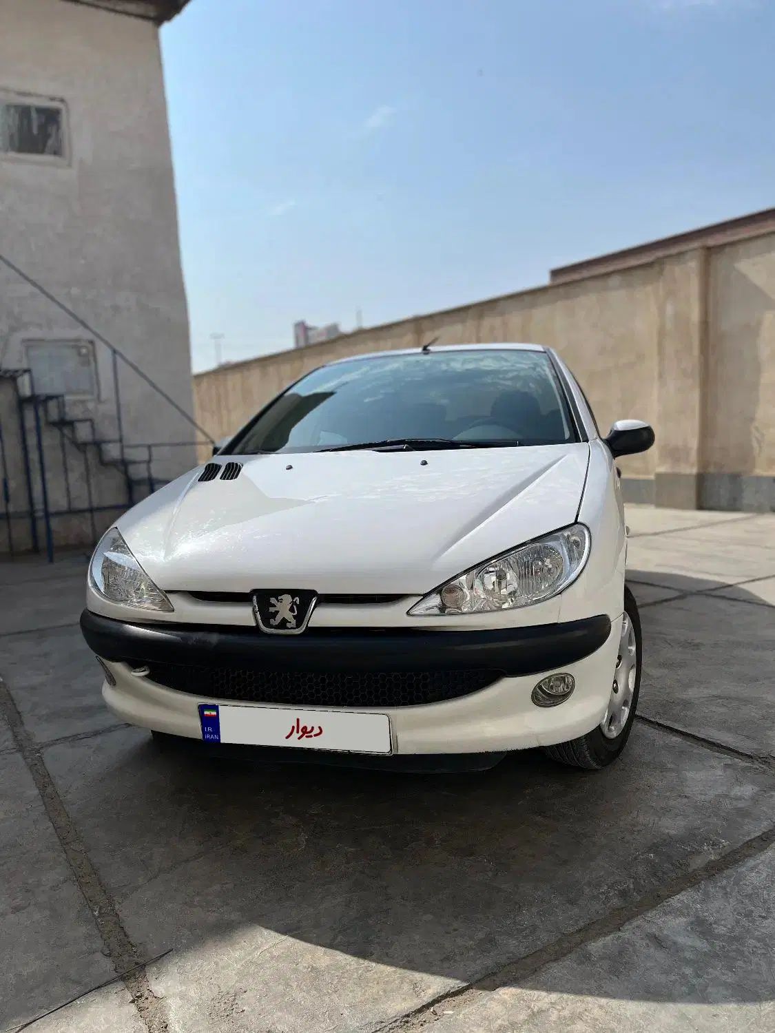 پژو ۲۰۶ صندوق دار v8 - 1390