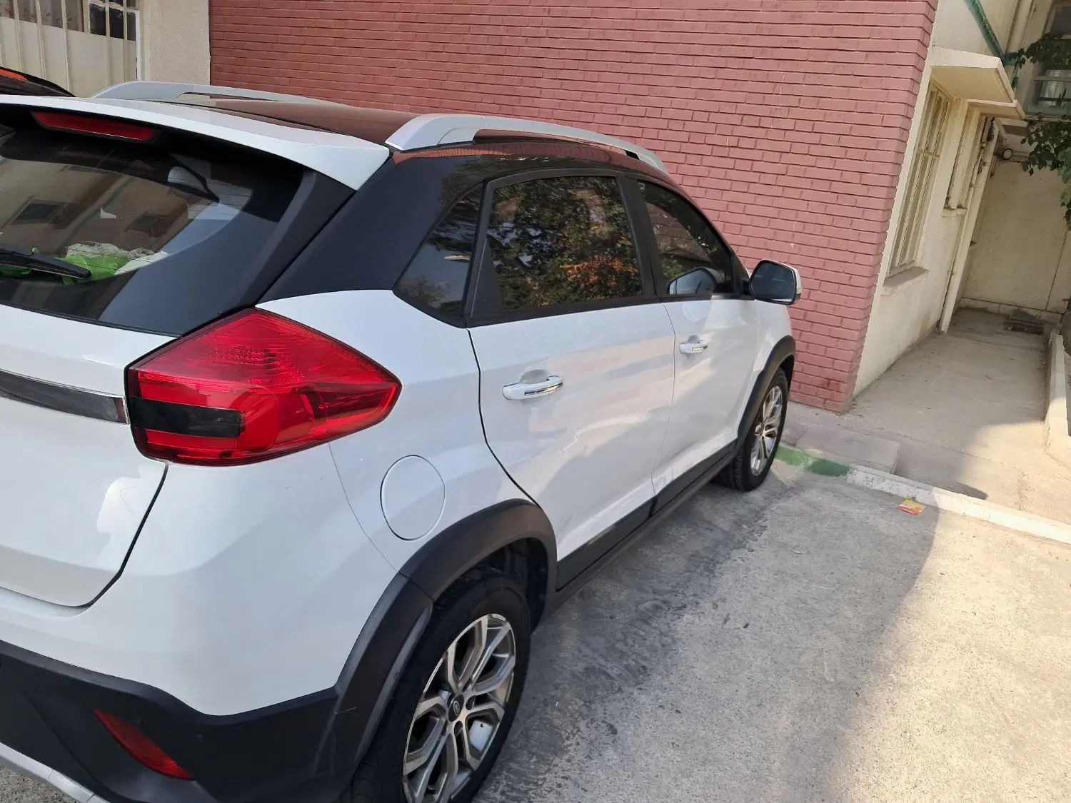 ام وی ام X22 اتوماتیک اسپرت اکسلنت - 1396