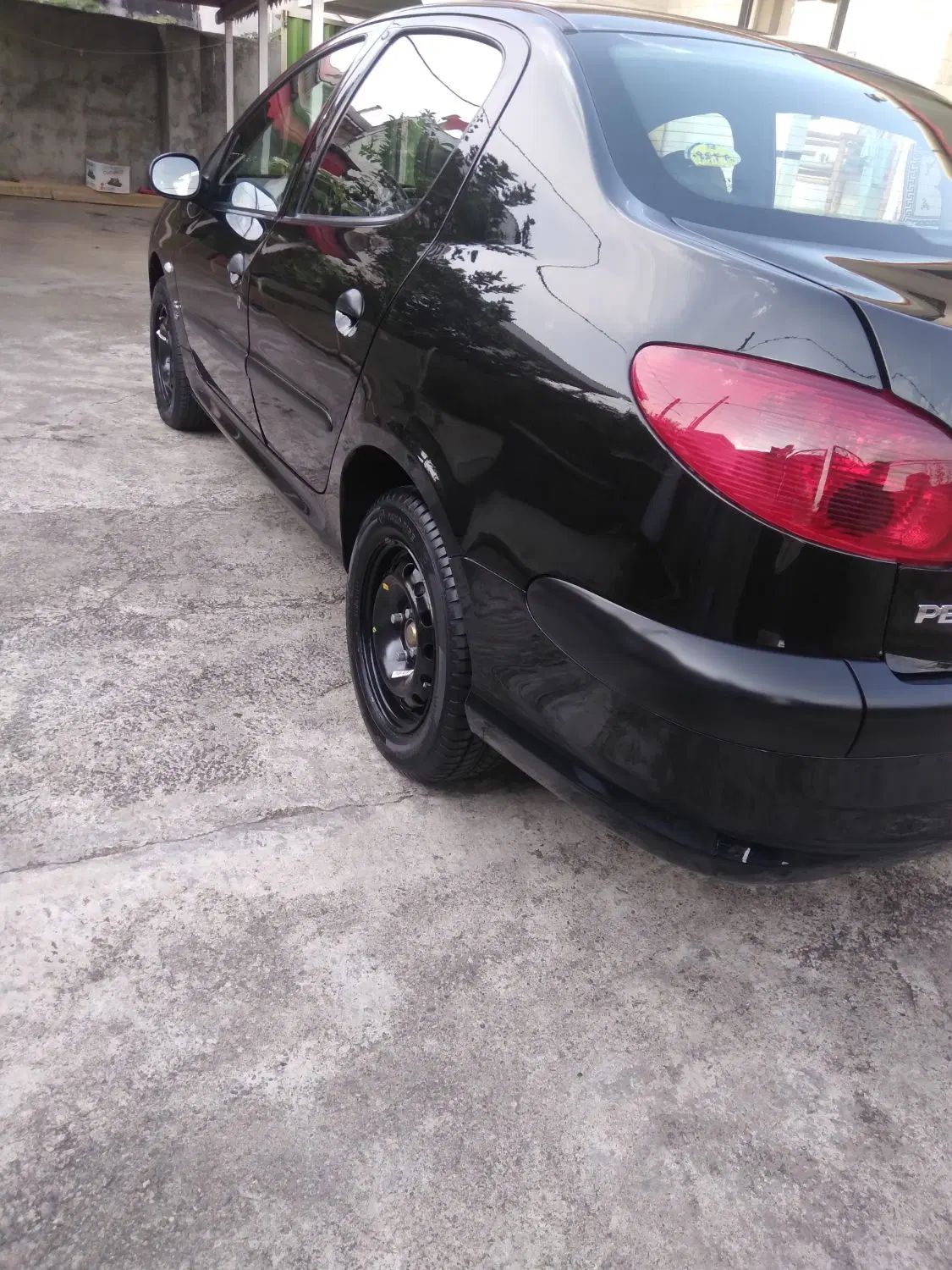 پژو ۲۰۶ صندوق دار v8 - 1397